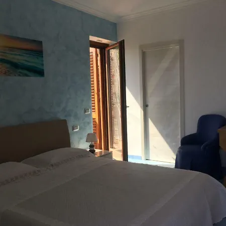 Carluccio's Stanza Privata Vista Mare Furore